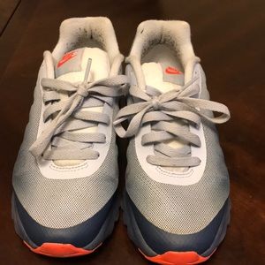 Wmns Nike invigor 8.5